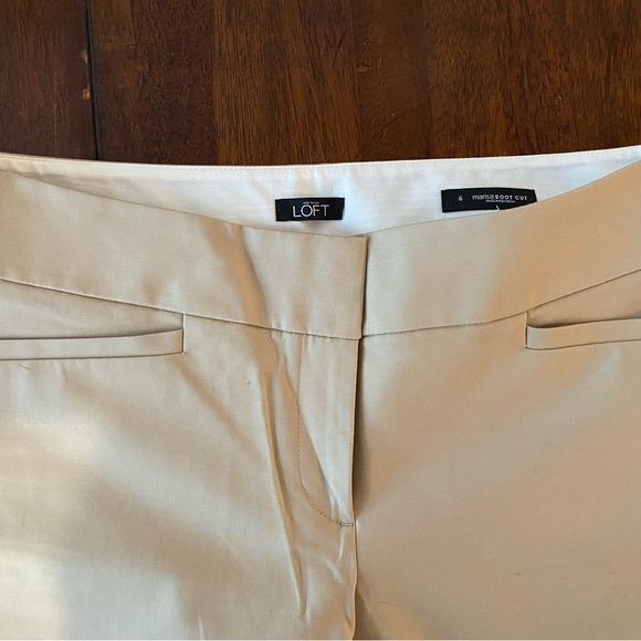 Ann Taylor Loft Marisa Bootcut Pants Beige Size 6 NWT - Picture 2 of 5